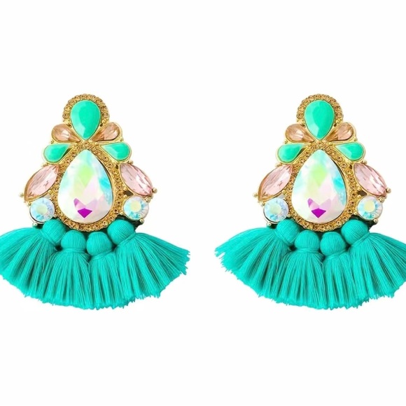 Boho Fan-Shaped Tassel Alloy Earrings - Picture 4 of 7